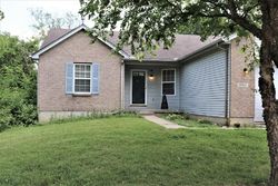 Pre-foreclosure in  INDIAN MEADOWS DR Hamilton, OH 45011