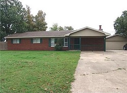 Pre-foreclosure in  BUTLER RD Prairie Grove, AR 72753