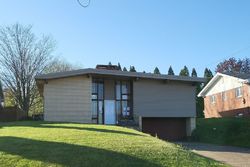 Pre-foreclosure in  COMMONWEALTH AVE West Mifflin, PA 15122