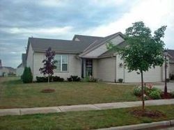 Pre-foreclosure in  RIVERS CROSSING DR Waukesha, WI 53189