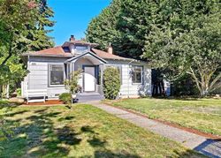 Pre-foreclosure in  47TH AVE SW Seattle, WA 98136