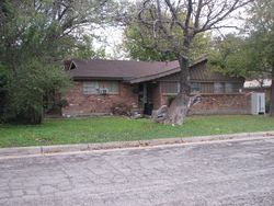 Pre-foreclosure in  ORIENT DR Haltom City, TX 76117