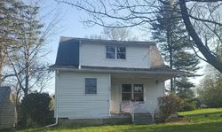 Pre-foreclosure in  COUNTRY CLUB RD Butler, PA 16002