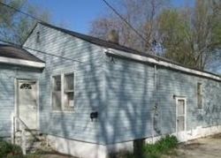 Pre-foreclosure in  ROSE LN East Saint Louis, IL 62207