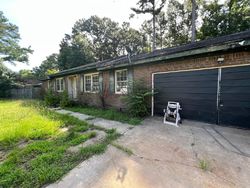 Pre-foreclosure in  THREE WOOD LN Summerville, SC 29483