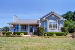 Pre-foreclosure Listing in N PACOLET RD CAMPOBELLO, SC 29322