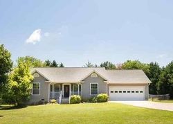 Pre-foreclosure in  WOODS CHAPEL RD Duncan, SC 29334