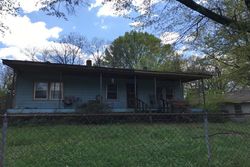 Pre-foreclosure in  NEW WILLOW RD Memphis, TN 38111