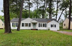 Pre-foreclosure in  PINELAWN AVE Chattanooga, TN 37411