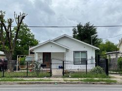 Pre-foreclosure in  W MALONE AVE San Antonio, TX 78214