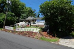 Pre-foreclosure in  JACKSON ST Lynchburg, VA 24504