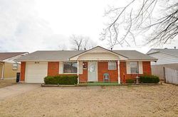 Pre-foreclosure in  N MARKWELL AVE Oklahoma City, OK 73160