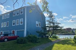 Pre-foreclosure in  QUINNIPIAC AVE New Haven, CT 06513
