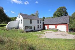 Pre-foreclosure Listing in HODGDON RD WEARE, NH 03281