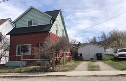 Pre-foreclosure in  10TH AVE Helena, MT 59601