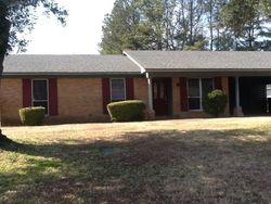Pre-foreclosure in  MILLER DR Greenville, MS 38703