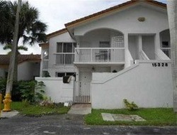 Pre-foreclosure in  SW 77TH LN  Miami, FL 33193