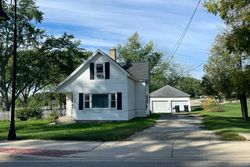  Saint Johns Ave, Mchenry IL
