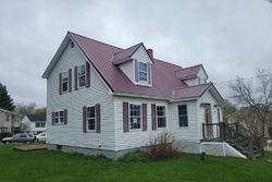 Pre-foreclosure in  BIRCHWOOD AVE Bangor, ME 04401