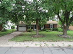 Pre-foreclosure in  EDGEWOOD AVE Granite City, IL 62040
