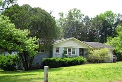 Pre-foreclosure in  CRESTMORE AVE NW Huntsville, AL 35816