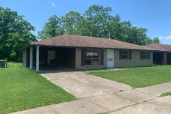 Pre-foreclosure in  KILONA DR Baton Rouge, LA 70812