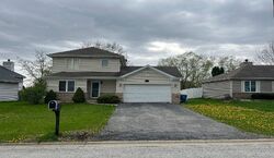 Pre-foreclosure in  BERKSHIRE PL Crete, IL 60417