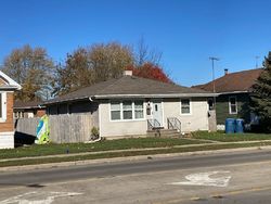 Pre-foreclosure in  THEODORE ST Crest Hill, IL 60403