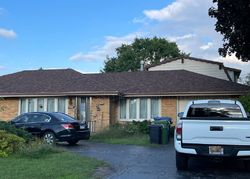 Pre-foreclosure in  MANSFIELD AVE Oak Lawn, IL 60453