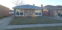 Pre-foreclosure in  CALHOUN AVE Calumet City, IL 60409