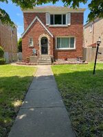 Pre-foreclosure in  S WASHTENAW AVE Chicago, IL 60652