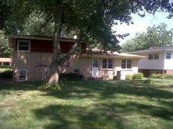 Pre-foreclosure in  POPLAR AVE Homewood, IL 60430