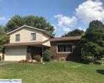 Pre-foreclosure in  HILLTOP LN Dundee, IL 60118