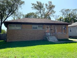 Pre-foreclosure in  DICKENS AVE Melrose Park, IL 60164