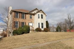 Pre-foreclosure in  GEORGIA LN Elizabethtown, KY 42701