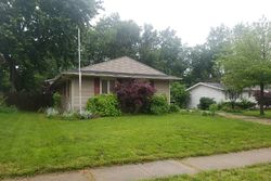 Pre-foreclosure in  SW MCALISTER AVE Topeka, KS 66614