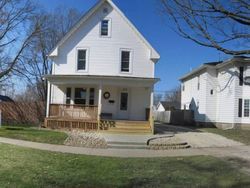  1st St Sw, Cedar Rapids IA