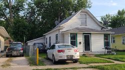 Pre-foreclosure in  LYON ST Des Moines, IA 50317