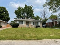 Pre-foreclosure in  N LAYMAN AVE Indianapolis, IN 46219