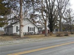 Pre-foreclosure Listing in S 1000 W PENDLETON, IN 46064