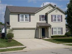 Pre-foreclosure in  WEEPING CHERRY DR Fishers, IN 46038