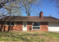 Pre-foreclosure in  REGENCY DR Indianapolis, IN 46224