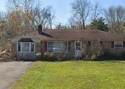 Pre-foreclosure in  TEALTOWN RD Milford, OH 45150