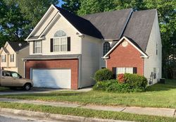  Russell Dr, Riverdale GA