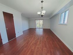  Whitmore Ln , Stamford CT