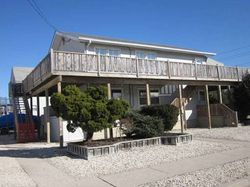 Pre-foreclosure Listing in 41ST ST AVALON, NJ 08202