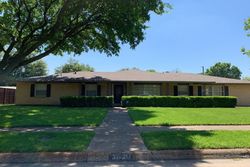 Pre-foreclosure in  DEEP VALLEY DR Dallas, TX 75244