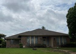 Pre-foreclosure in  REUNION CIR Carrollton, TX 75007