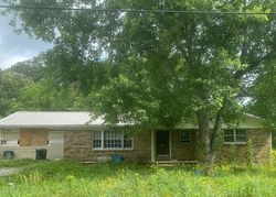 Pre-foreclosure Listing in TOWNSEND CIR PARSONS, TN 38363