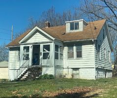  S 57th St, Belleville IL